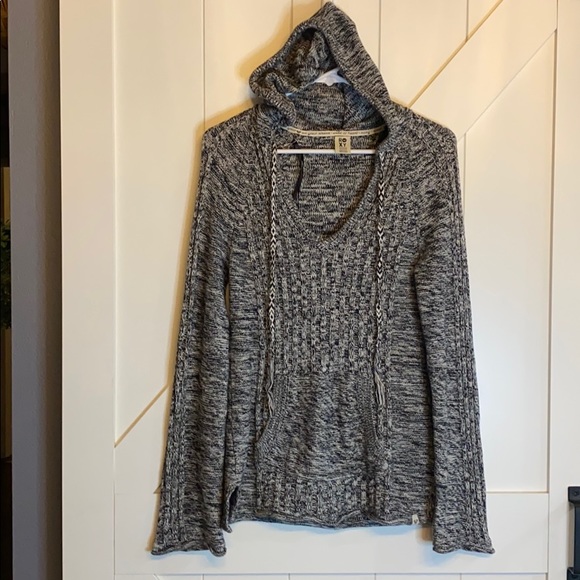 Roxy Tops - Roxy hooded sweater